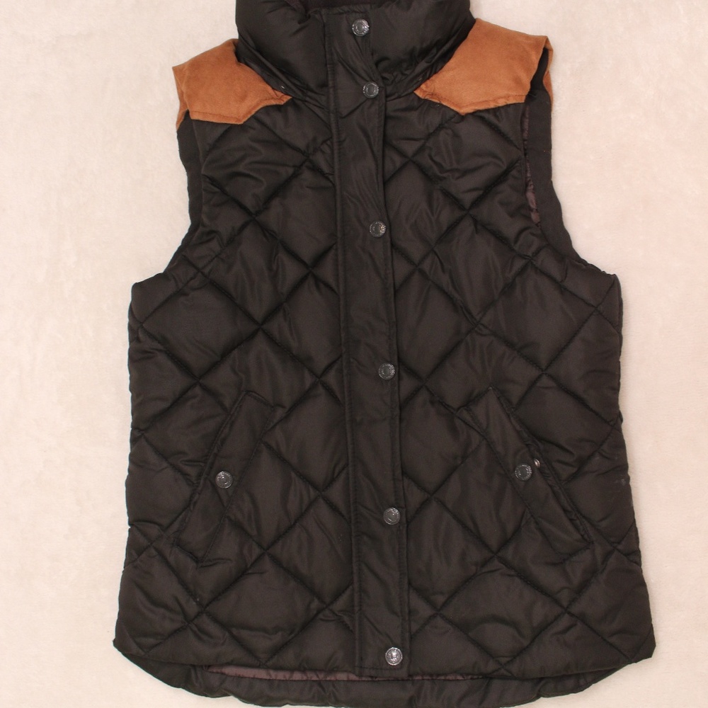Puffer Vest - Picture 2 of 5